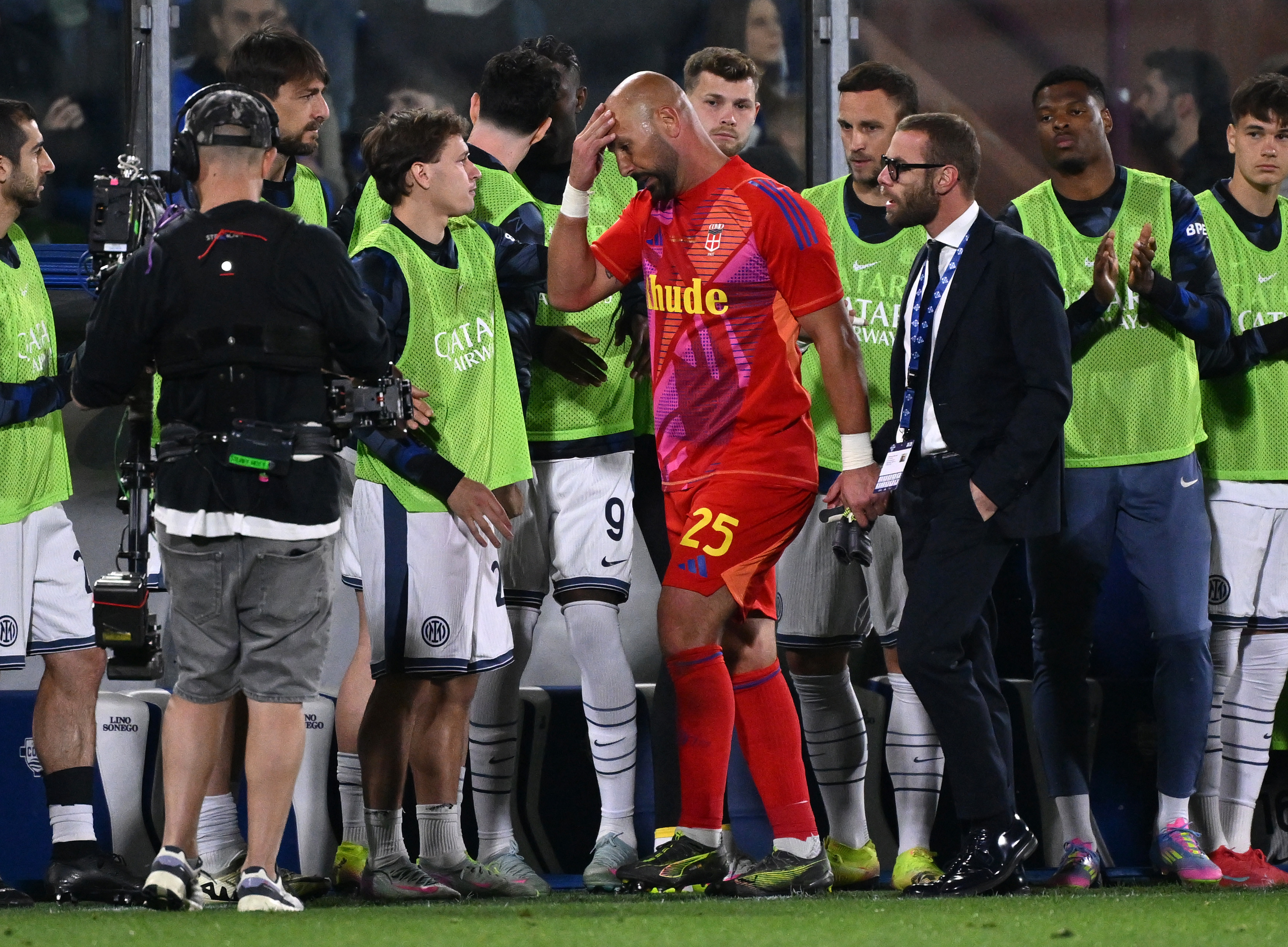 世界杯决赛在即,球员们紧张备战决赛的简单介绍 世界杯决赛在即,球员们紧张备战决赛的简单介绍