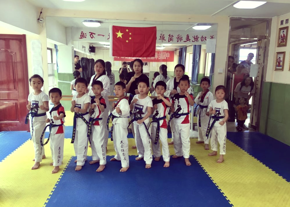 开云体育官网-跆拳道选手成功晋级半决赛，期待更好发挥的简单介绍