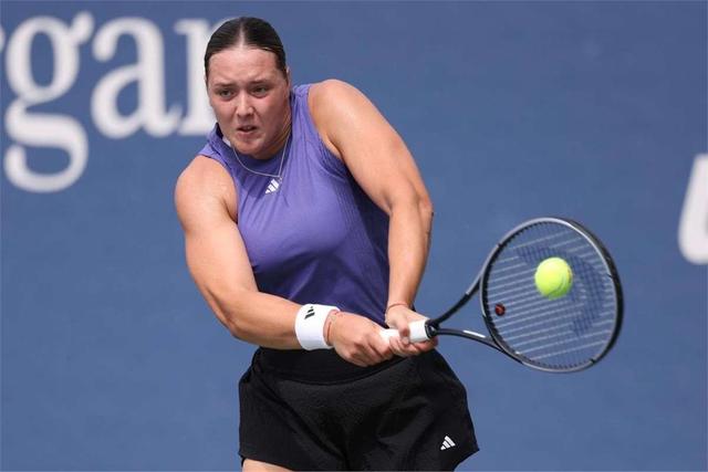 BRO力克C9,Caps极限生还后反打宿敌对决淘汰赛,强势挺进下一轮 BRO力克C9,Caps极限生还后反打宿敌对决淘汰赛,强势挺进下一轮