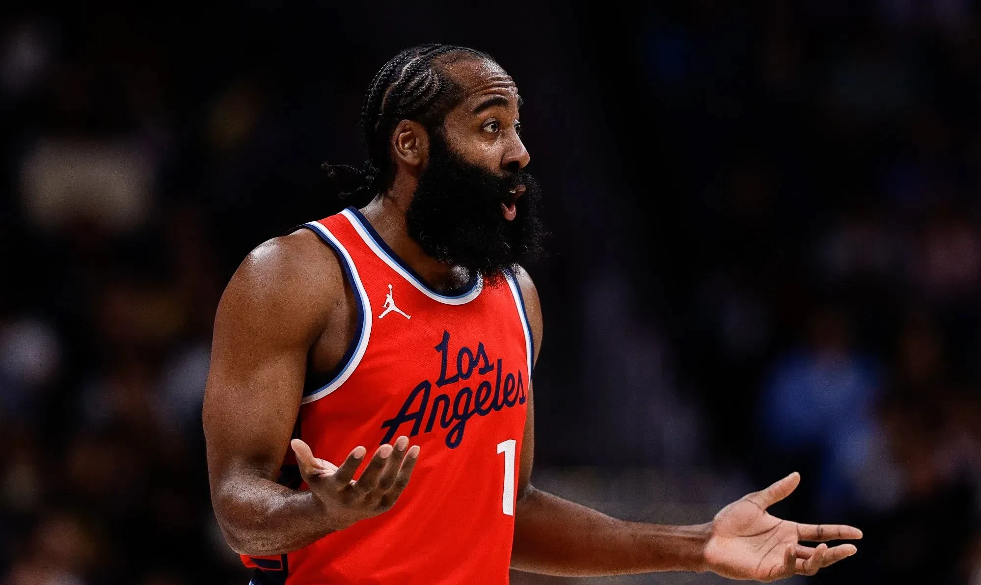 开云体育APP下载-快船队再遭失利，面临重整前景