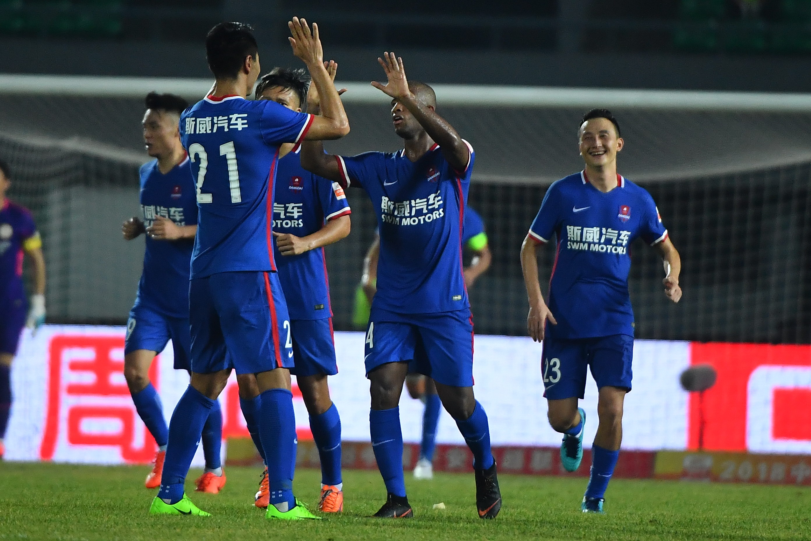 开云平台-亚眠主场憾负，保级形势严峻